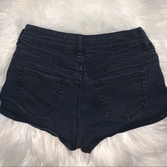 Bullhead Black Denim Short - Picture 2 of 3